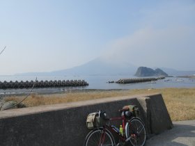 桜島と江之島