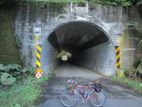 旭トンネル